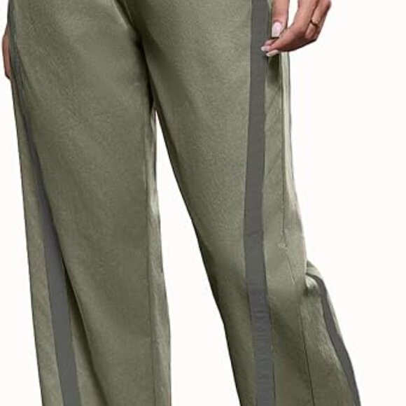 Olive Green Baggy Womens Joggers Track Sweat Pants, Size XS extra small, NEW - Picture 1 of 10